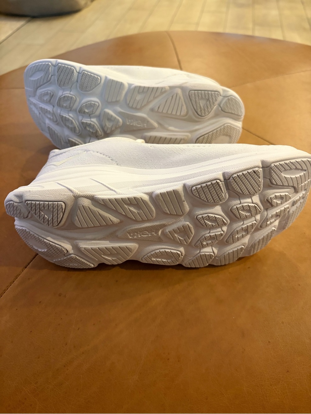Hoka Clifton 10 All-White Athletic Sneakers - Size 6 - Picture 4 of 4